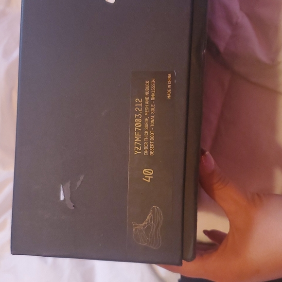 *SOLD* Yeezy desert boots in Cinder size 40 - Picture 6 of 9